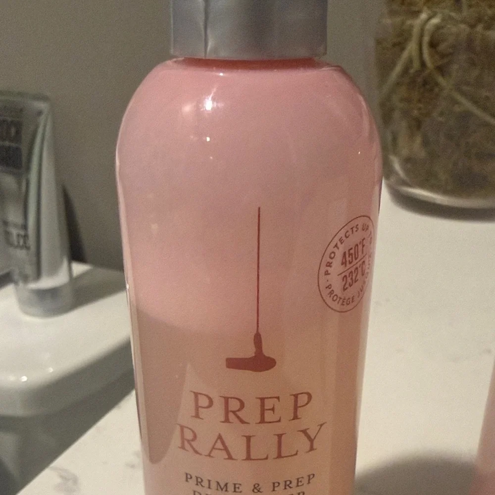 Drybar Prep Rally Prime & Prep Detangler - Soft Pink - Picture 3 of 3